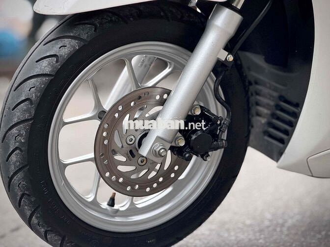 Honda Lead 4Val DK 2024 Trắng 7000 km