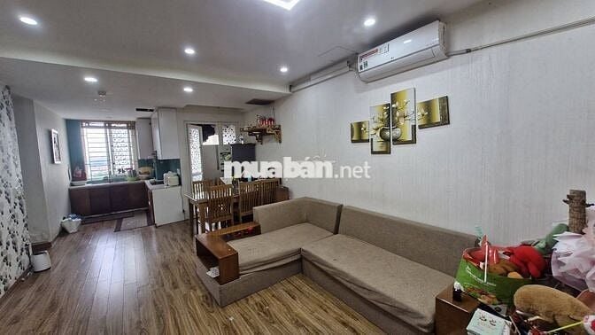 Giá tốt! Chung cư 80 Hoàng Đạo Thành, 70m2, 2PN, tầng đẹp, view thoáng