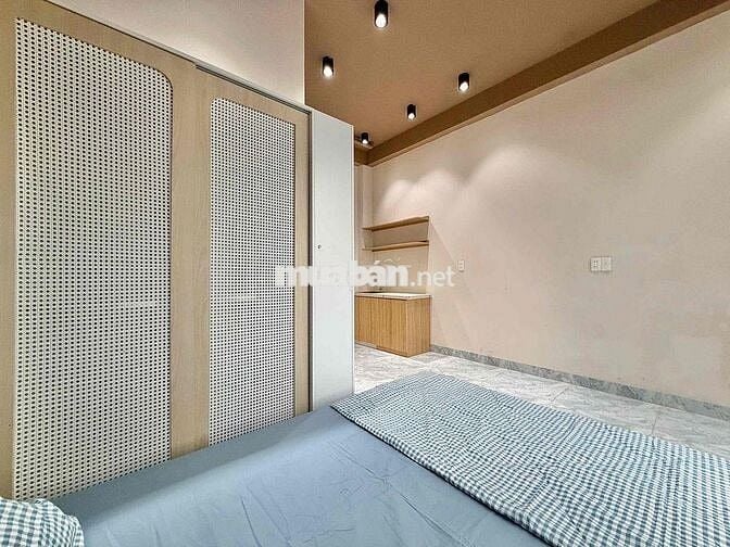 💥Căn hộ mini studio ban công cực xinh ngay đại học Văn Lang