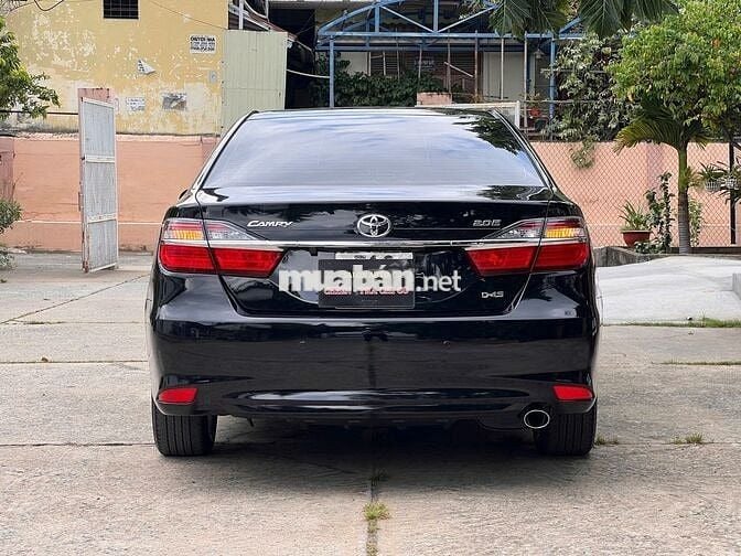 38 nghìn km, 8 năm sử dụng, Toyota Camry 2.0E 2018