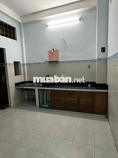 Cần cho thuê nhà hx tải 4.5x14m 1 lầu 2pn 2wc nhà mới 10tr tháng