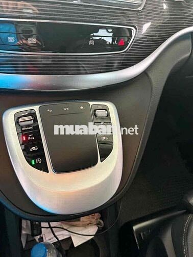 Mercedes-Benz V250 Đen 7 chỗ 107.683 km