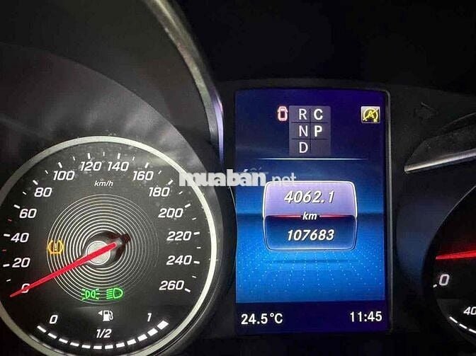 Mercedes-Benz V250 Đen 7 chỗ 107.683 km