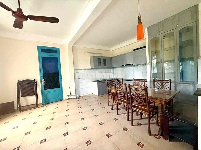 NC Truong công dịnh - tân bình - 5pn - có sân - ngang 6,5m