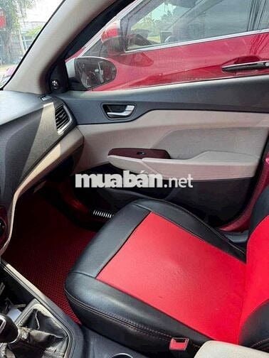 Hyundai Accent 1.4 MT Base 2020 Bạc