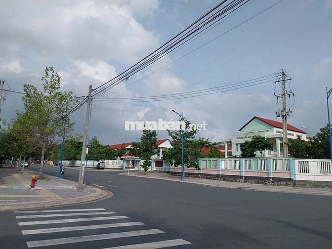 Chính chủ bán đất đường Phạm Văn Đồng, Khu Vạn Hạnh, Phú Mỹ, Vũng Tàu
