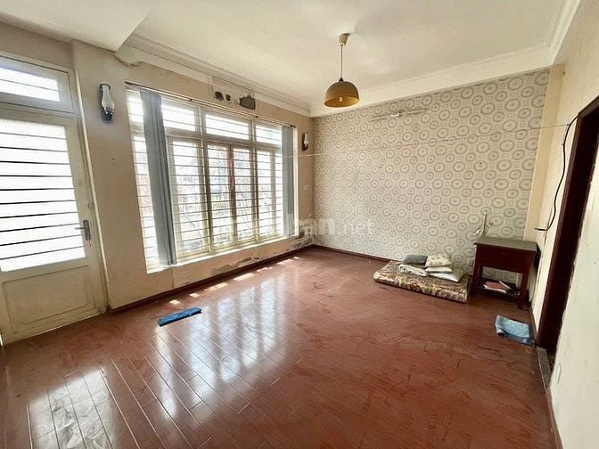 Lịch bay định cư đến gần. Chủ cần bán gấp nhà nguyễn xí -6m*20m