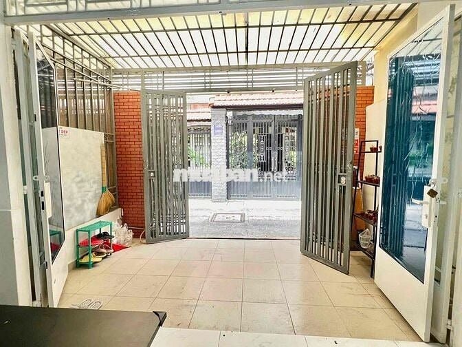 Cho thuê nhà HXH 154/… phạm văn hai ,TB 4x10m 1L 1x triệu / tháng