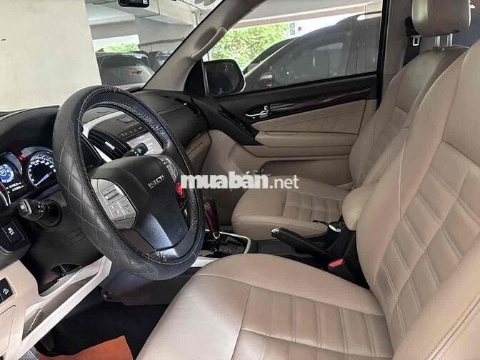 Isuzu Mu-X 2019 Dầu 47062 km Nâu