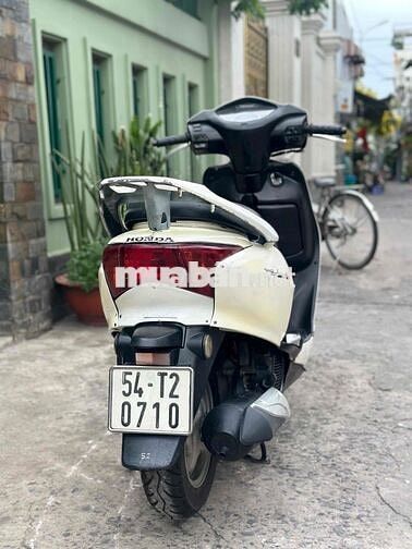 Honda SCR Trắng