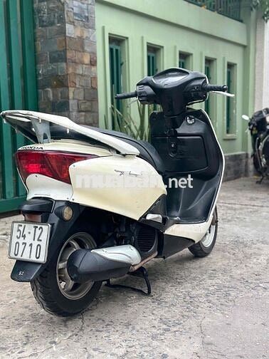 Honda SCR Trắng
