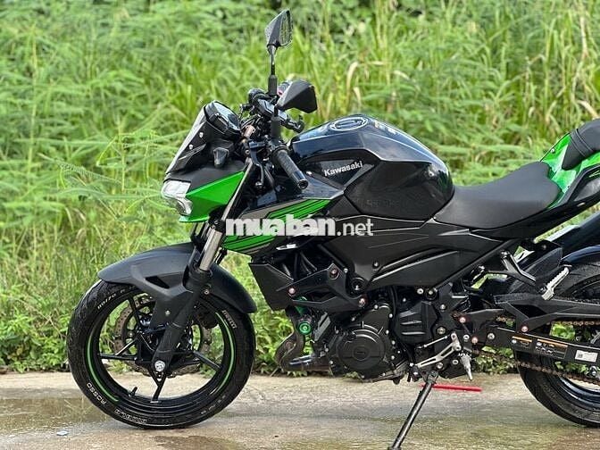 Kawasaki Z400 