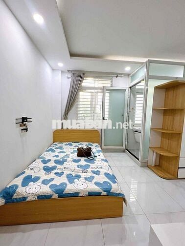CHO THUÊ PHAN XÍCH LONG-  STUDIO FULL NT-  CỬA SỔ TRỜI- THANG MÁY