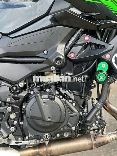 Kawasaki Z400 