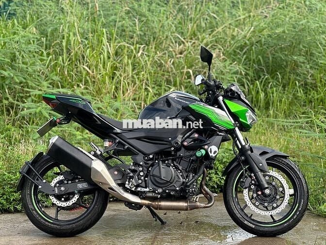 Kawasaki Z400 
