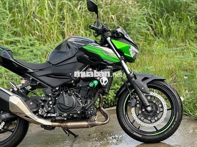Kawasaki Z400 