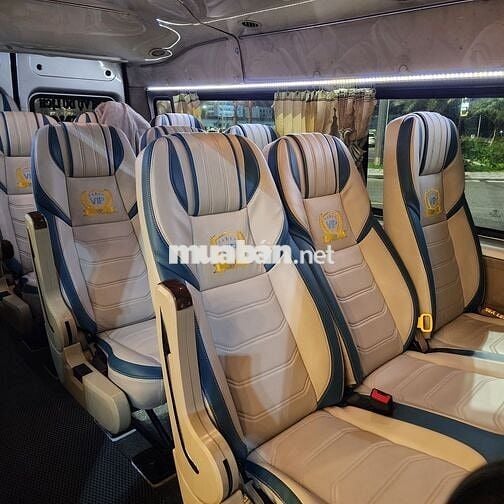 Ford Transit 2017 bản trung Bạc 260.000 km
