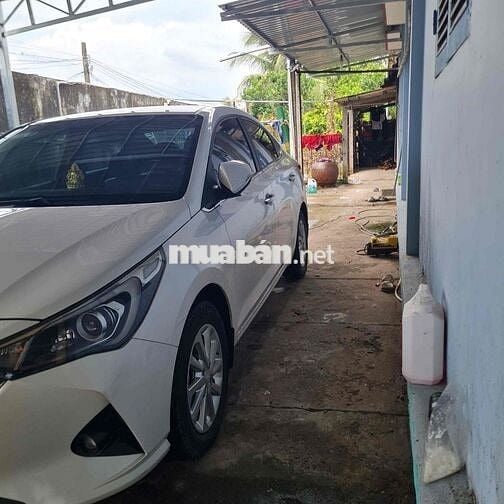 Hyundai Accent Trắng 2023 odo81.449 km