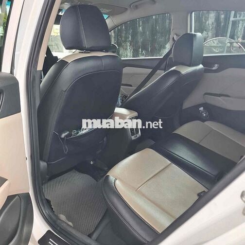 Hyundai Accent Trắng 2023 odo81.449 km