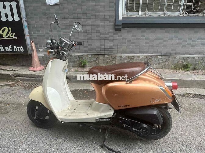 Honda Scoopy Crea 50cc Vàng kem