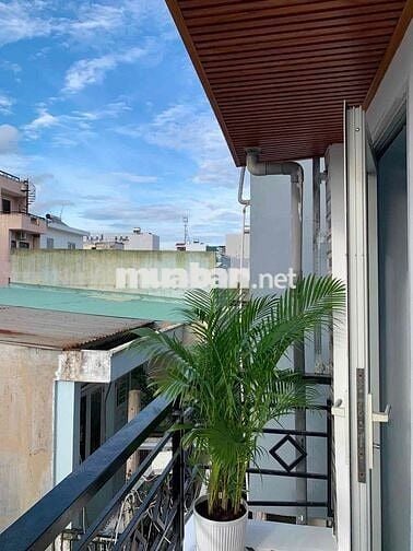 Quận 7 - Bùi Văn Ba - 4 Tỷ 860 - Nhà Đẹp 3 Tầng - 4PN - Hẻm Xe Hơi