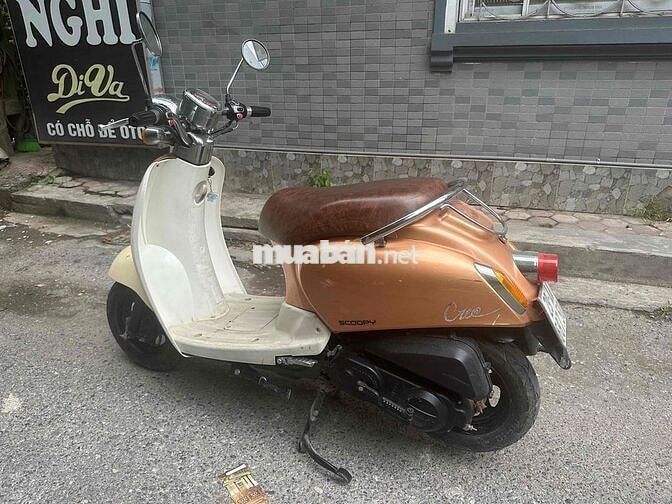 Honda Scoopy Crea 50cc Vàng kem