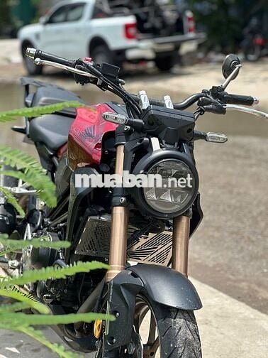 Honda CB300 2022