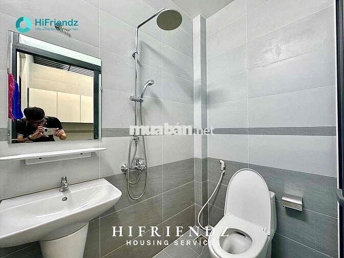 Cho Thuê Phòng Tách Bếp & Bancong Full NT Thang Máy Sát ĐH UEH , VHU