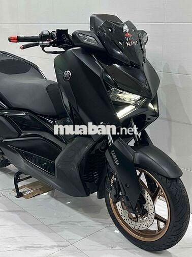 Yamaha XMAX 300