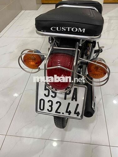 Honda Cub 50cc 2018 Đen trắng
