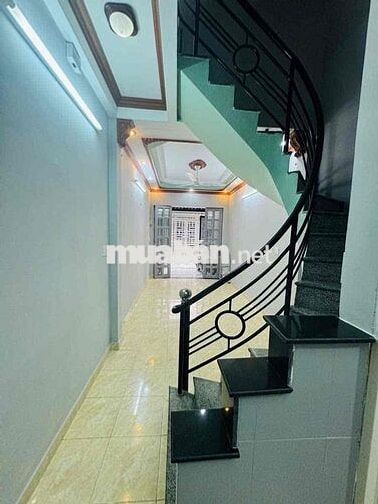 CHÍNH CHỦ - NGUYỄN HỒNG ĐÀO Q.TB - 3 TẦNG - 3PN - XE HƠI VÀO NHÀ - 7