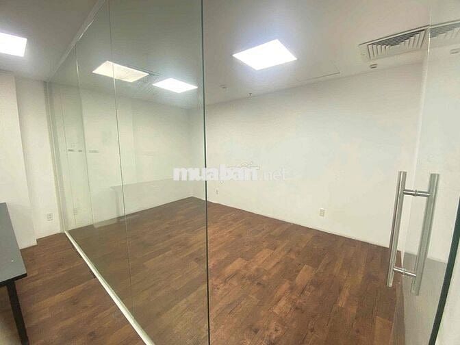 Cho thuê VP Cô Giang Q1, 160m2, ngăn sẵn 3 phòng, free làm việc 24/7