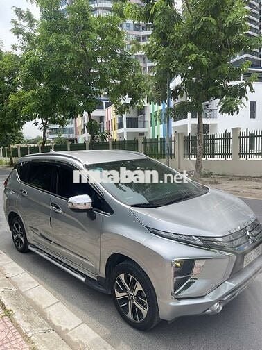 Mitsubishi Xpander mua tháng 3/2020 Bạc 7 chỗ
