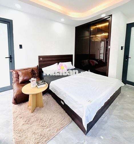 New100% Phòng Ban công-nội thất mới- Gần Q1, PN tiện đi ĐH Văn Lang