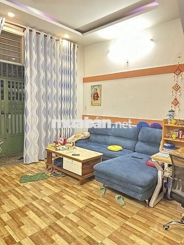 Nhà Nguyên Căn Đường Nguyễn Duy - 2PN 2WC - 4.5x10m - Sẵn Nội Thất