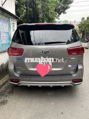 Kia Grand Sedona Xám 7 chỗ