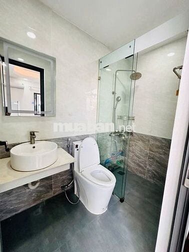 New100% Phòng Ban công-nội thất mới- Gần Q1, PN tiện đi ĐH Văn Lang
