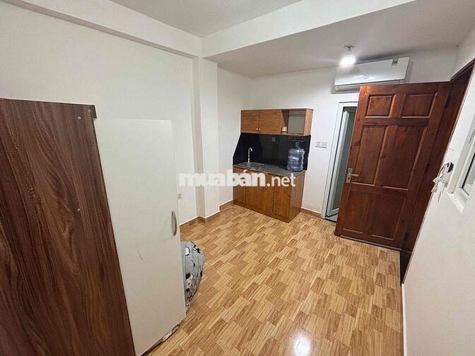 STUDIO BAN CÔNG GẦN EMART PHAN HUY ÍCH