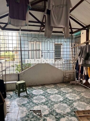 Nhà dân xây chắc chắn, có thể đầu tư