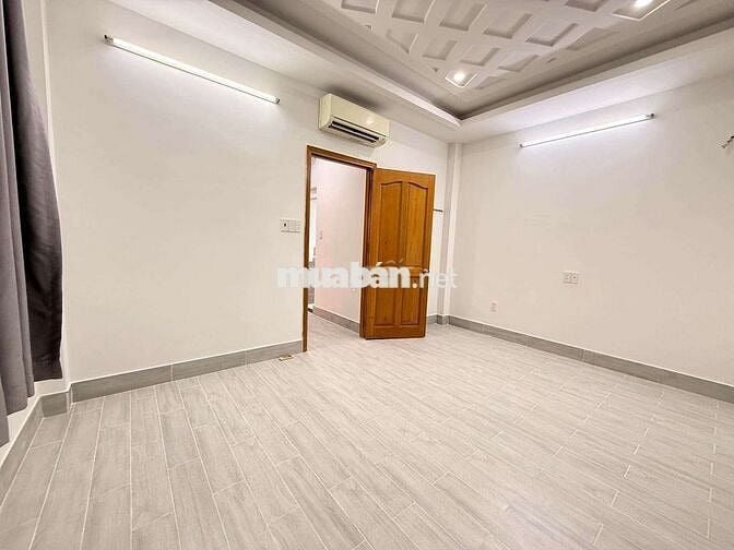 Bán Biệt Thự Mini 4 Tầng, 200m² Sàn, Đường 14m, Chỉ 8 Tỷ 7, Quận 7