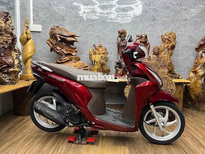 Honda Vision 2017 có cccd chủ máy móc êm ru
