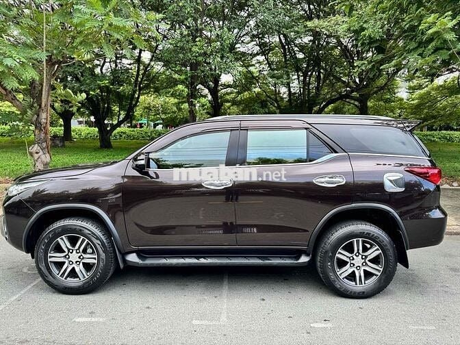 Toyota Fortuner 2.7V 2017