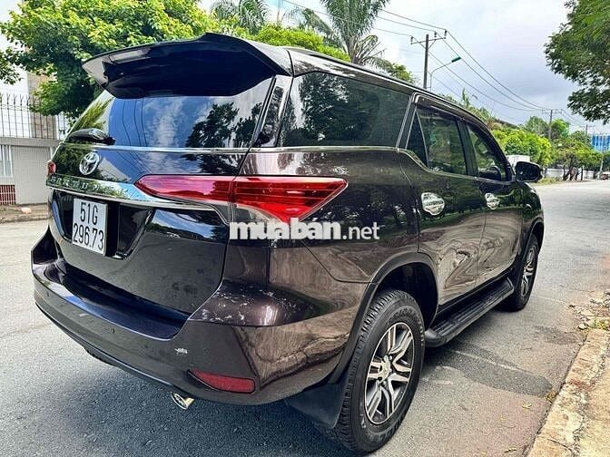 Toyota Fortuner 2.7V 2017