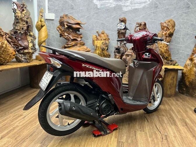 Honda Vision 2017 có cccd chủ máy móc êm ru