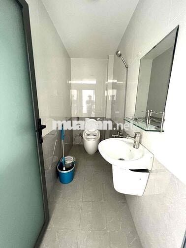 Cho Thuê Mặt Bằng Tống Văn Hên, 4.5x10m 8tr