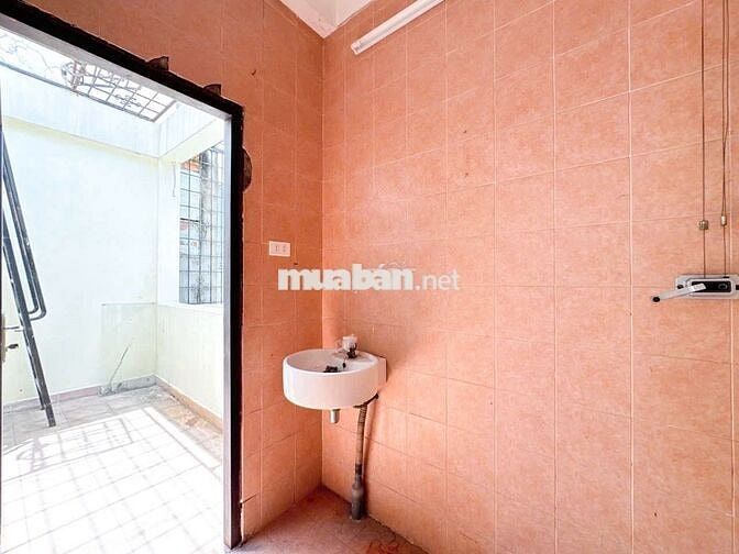 Cho Thuê Nhà Đường Nguyễn Minh Hoàng, Tân Bình ( 5x16m - 5PN,6WC )