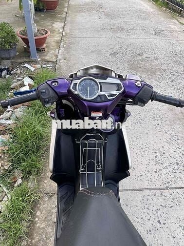 Yamaha No5 Fi Xe tay ga Tím, Bạc