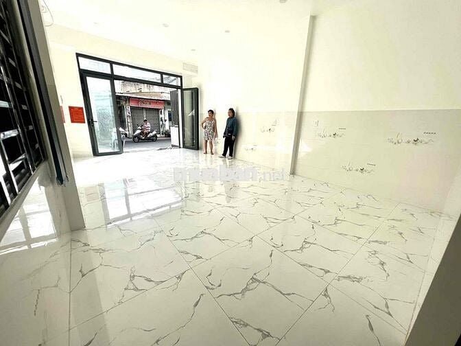 Cho Thuê Mặt Bằng Tống Văn Hên, 4.5x10m 8tr
