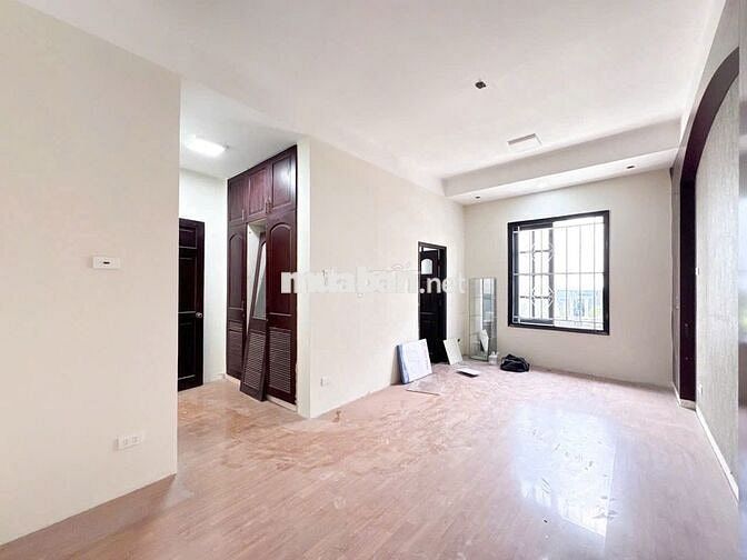 Cho Thuê Nhà Đường Nguyễn Minh Hoàng, Tân Bình ( 5x16m - 5PN,6WC )