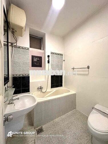 Cho thuê 2 phòng ngủ , có thang máy ở Quận 4